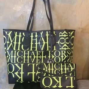 Michael Kors tote